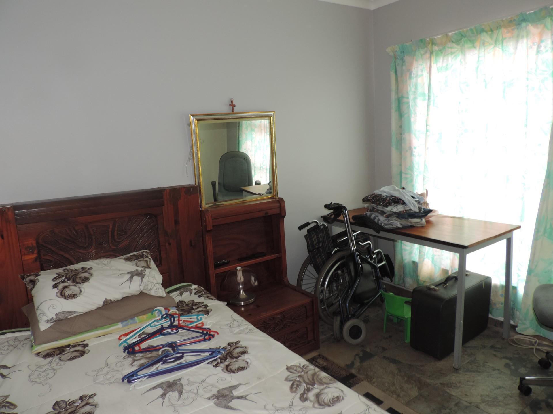 4 Bedroom Property for Sale in Parkersdorp Western Cape